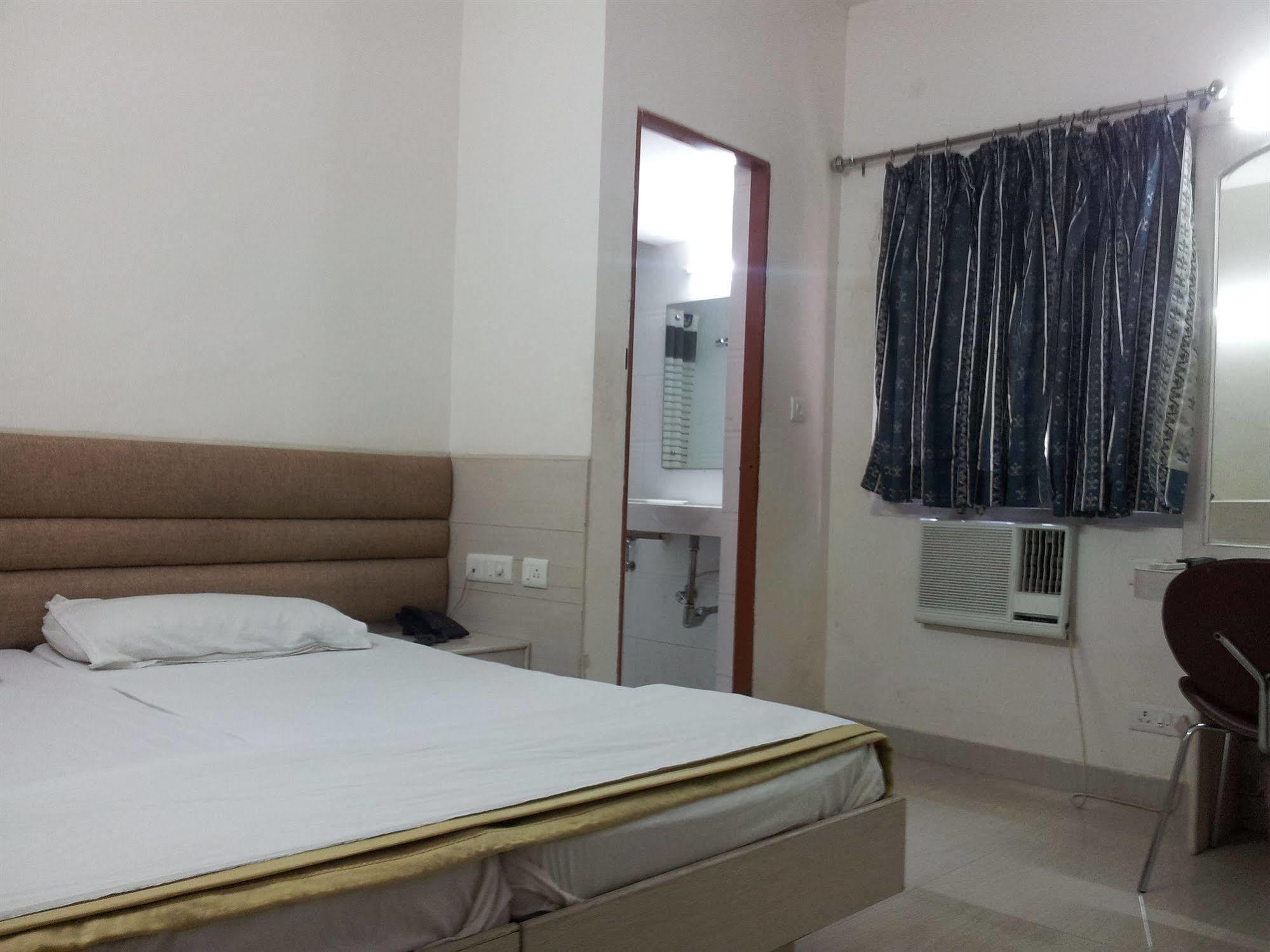 Hotel Kwality New Delhi Exterior foto