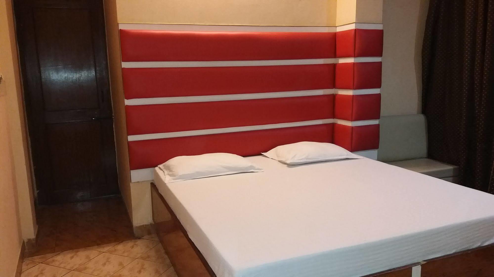 Hotel Kwality New Delhi Exterior foto